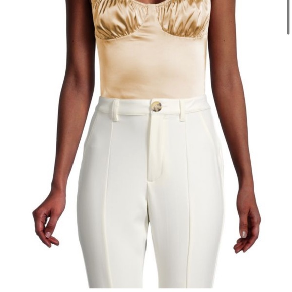 Never worn - Picture 2 of 2